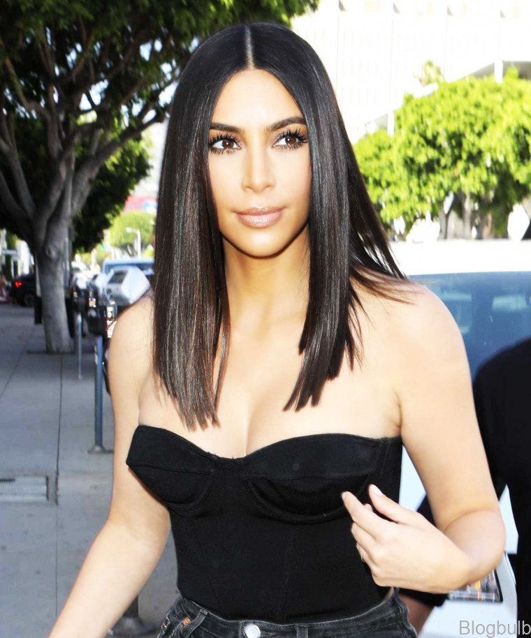 10 celebrity hairstyles that prove kim kardashian is the queen of all styles 4 10 Celebrity Hairstyles That Prove Kim Kardashian Is The Queen Of All Styles