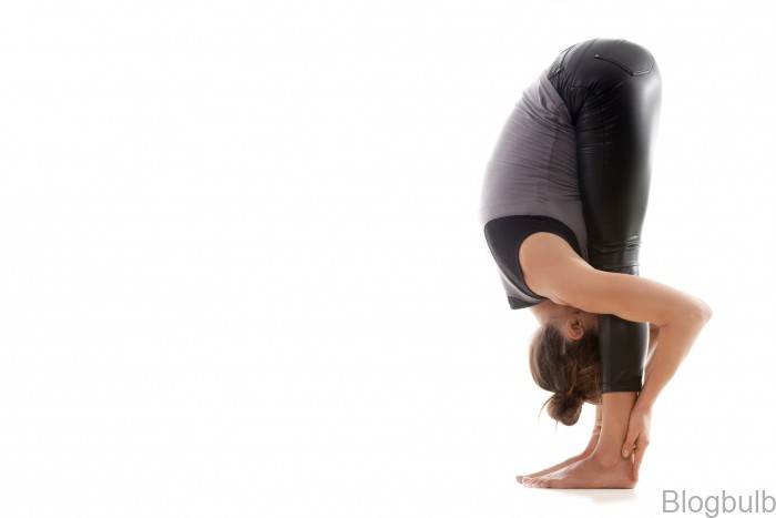 10 yoga poses to ensure staying flexible for a long time 3 10 Yoga Poses To Ensure Staying Flexible For A Long Time