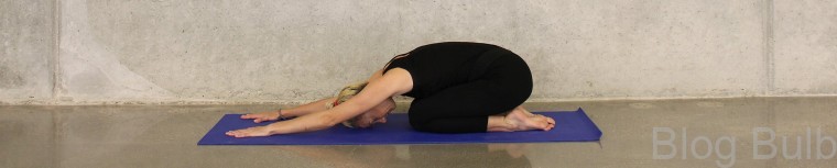 10 yoga poses to help get rid of cramps 7 10 Yoga Poses To Help Get Rid Of Cramps