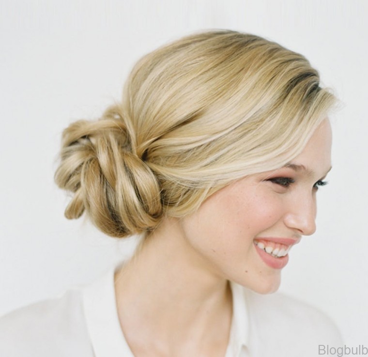 %name 11 Easy Hairstyles You Can Do Quickly In The Morning