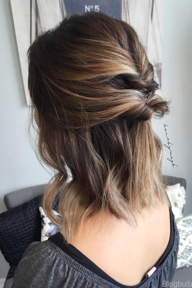 15 easy hairstyle ideas for women who are looking for casual updos 15 Easy Hairstyle Ideas For Women Who Are Looking For Casual Updos