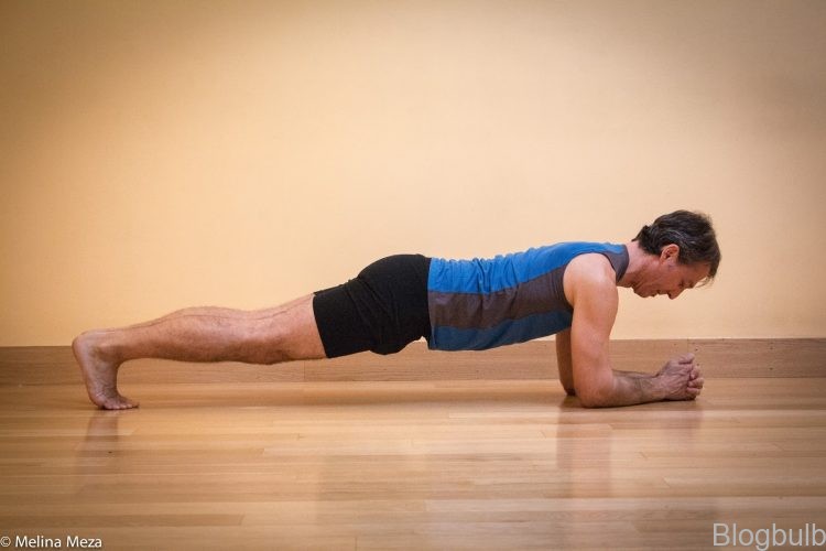plank forearm 10 yoga poses to help you improve your health 10 Yoga Poses To Help You Improve Your Health