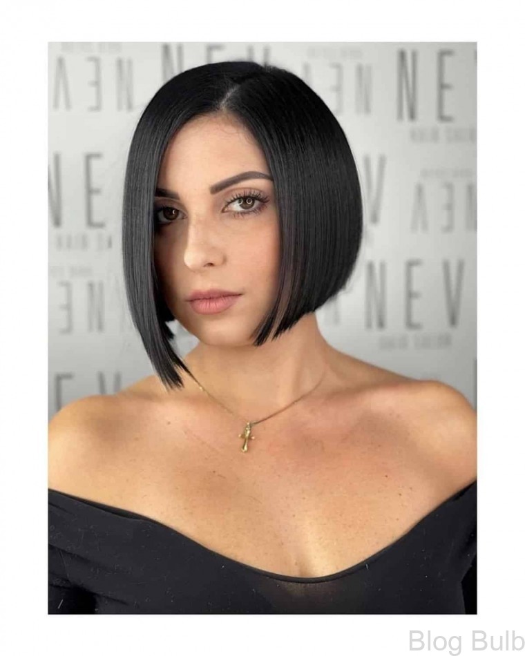 best long straight hairstyles and haircuts to bring out your charm